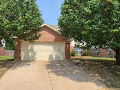 Main picture of 608 Liberty Ln