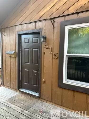 Main picture of 415 N Oceana Blvd