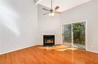 Main picture of 4831 Horton St