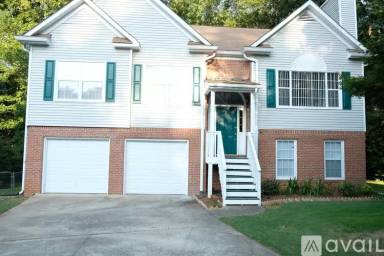 Main picture of 5615 Jackson Farms Dr NW