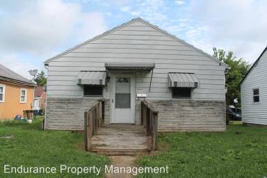 Main picture of 1443 Tampa Ave