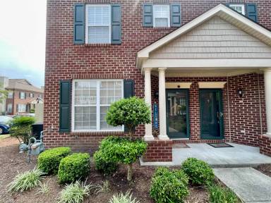 Main picture of 1173 Farrcroft Way