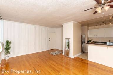 Main picture of 1029 N Ardmore Ave