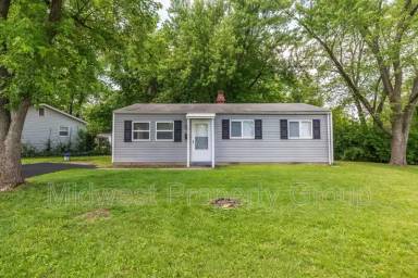 Main picture of 11 Foster Ln