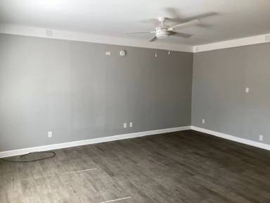 Main picture of 208 N 11th St