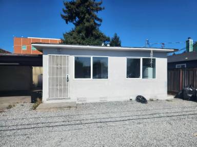 Main picture of 325 Pacific Ave