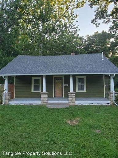 Main picture of 8522 Euclid Ave