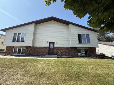 Main picture of 1542 N 35th St