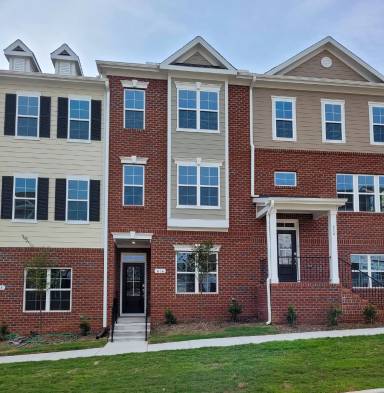 Main picture of 616 Gateway Xing