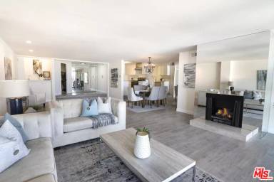 Main picture of 441 N Oakhurst Dr