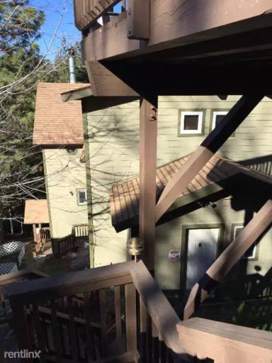 Main picture of 790 Berne Dr