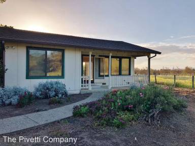Main picture of 530 Morada Ln