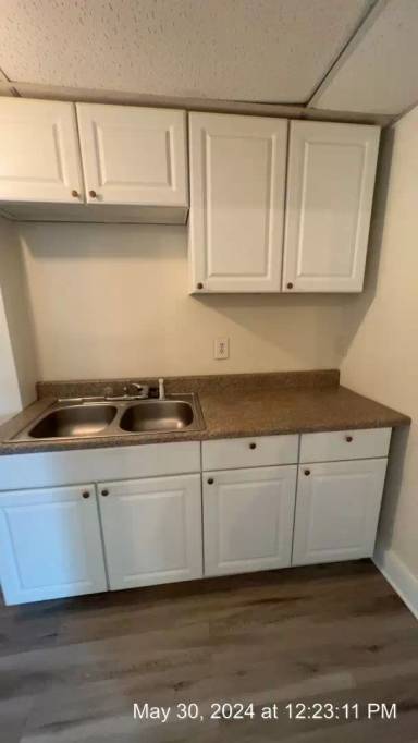 Main picture of 499 Locust Ave