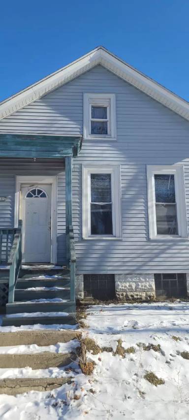 Main picture of 1300 S 23rd St