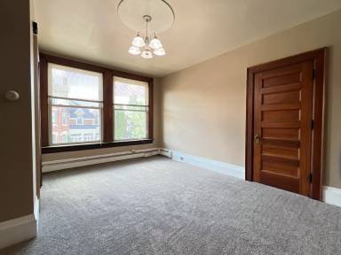 Main picture of 1298 Locust St