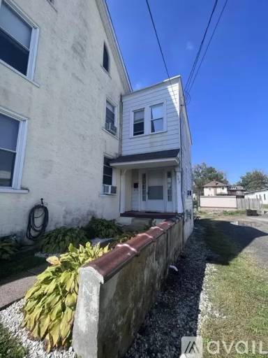 Main picture of 307 Green St