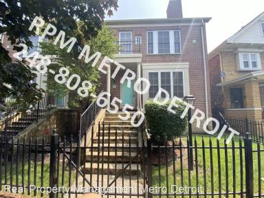 Main picture of 1500 Field St