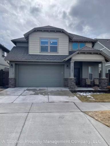 Main picture of 21381 NE Evelyn Pl