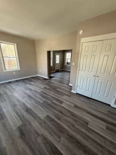 Main picture of 446 N Pitt St