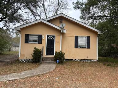Main picture of 2520 Gill Rd