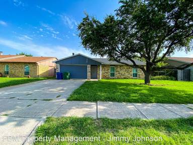 Main picture of 5520 Russell Dr