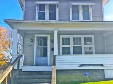 Main picture of 1817 Soles St