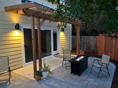 Main picture of 1434 Goleta Ct