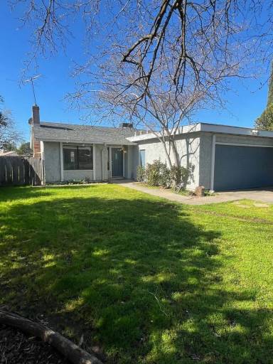 Main picture of 5 Courtland Cir