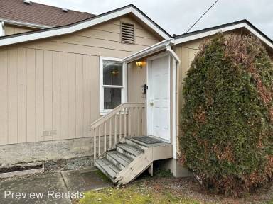 Main picture of 606 E Orange Ave