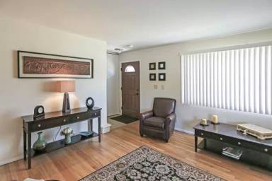 Main picture of 6401 W Bradley Rd