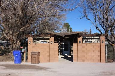 Main picture of 304 Calle Florista