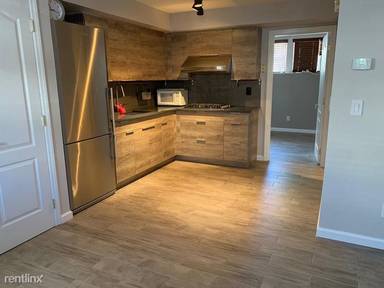 Main picture of 21 Orbit Ln
