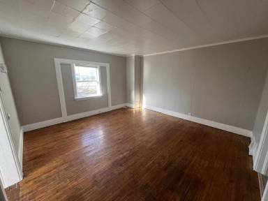 Main picture of 463 Catawba Ave