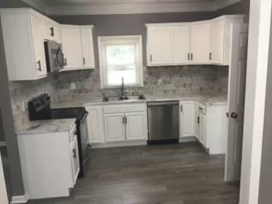 Main picture of 1706 Turner St