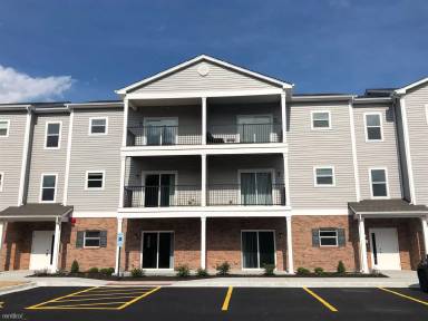 Main picture of 811 E Main St