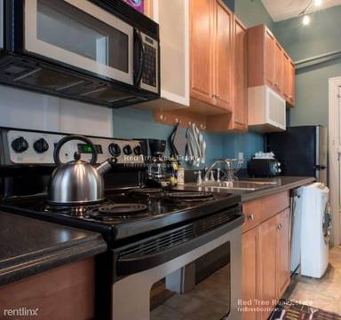 Main picture of 342 Commonwealth Ave