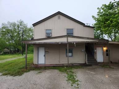 Main picture of 821 N Highland St