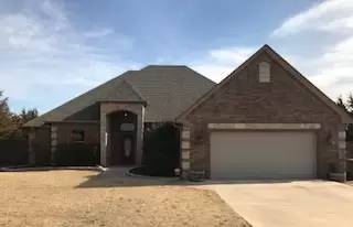 Main picture of 908 Baybrook Dr