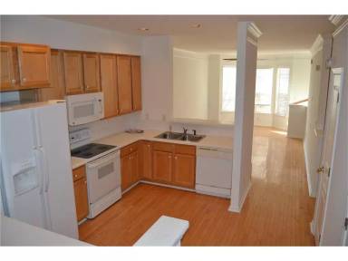 Main picture of Highland Avenue