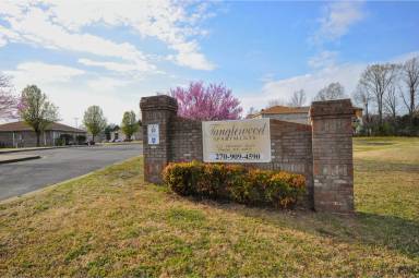 Main picture of 1121 Transit Way