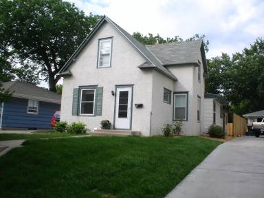 Main picture of 2323 Cole Ave SE