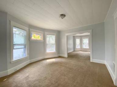 Main picture of 19 Gray St