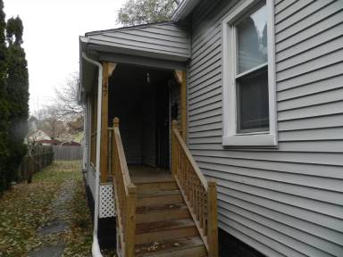 Main picture of 47 E James St