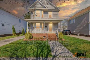 Main picture of 831 Marshall Ave