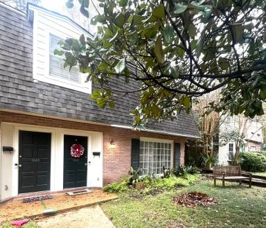 Main picture of 1225 Linden Pl