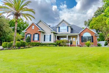 Main picture of 33721 Spring Dr