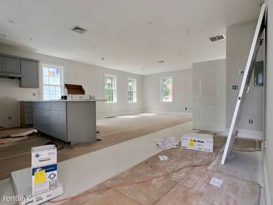 Main picture of 44 Cook St