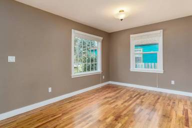 Main picture of 1041 SW 10th St