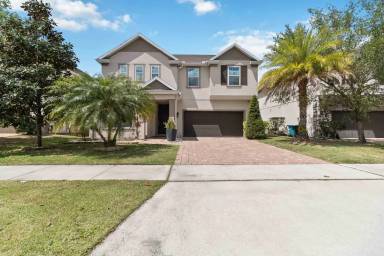 Main picture of 14900 Golden Sunburst Ave