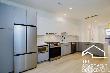 Main picture of 3821 N Ashland Ave